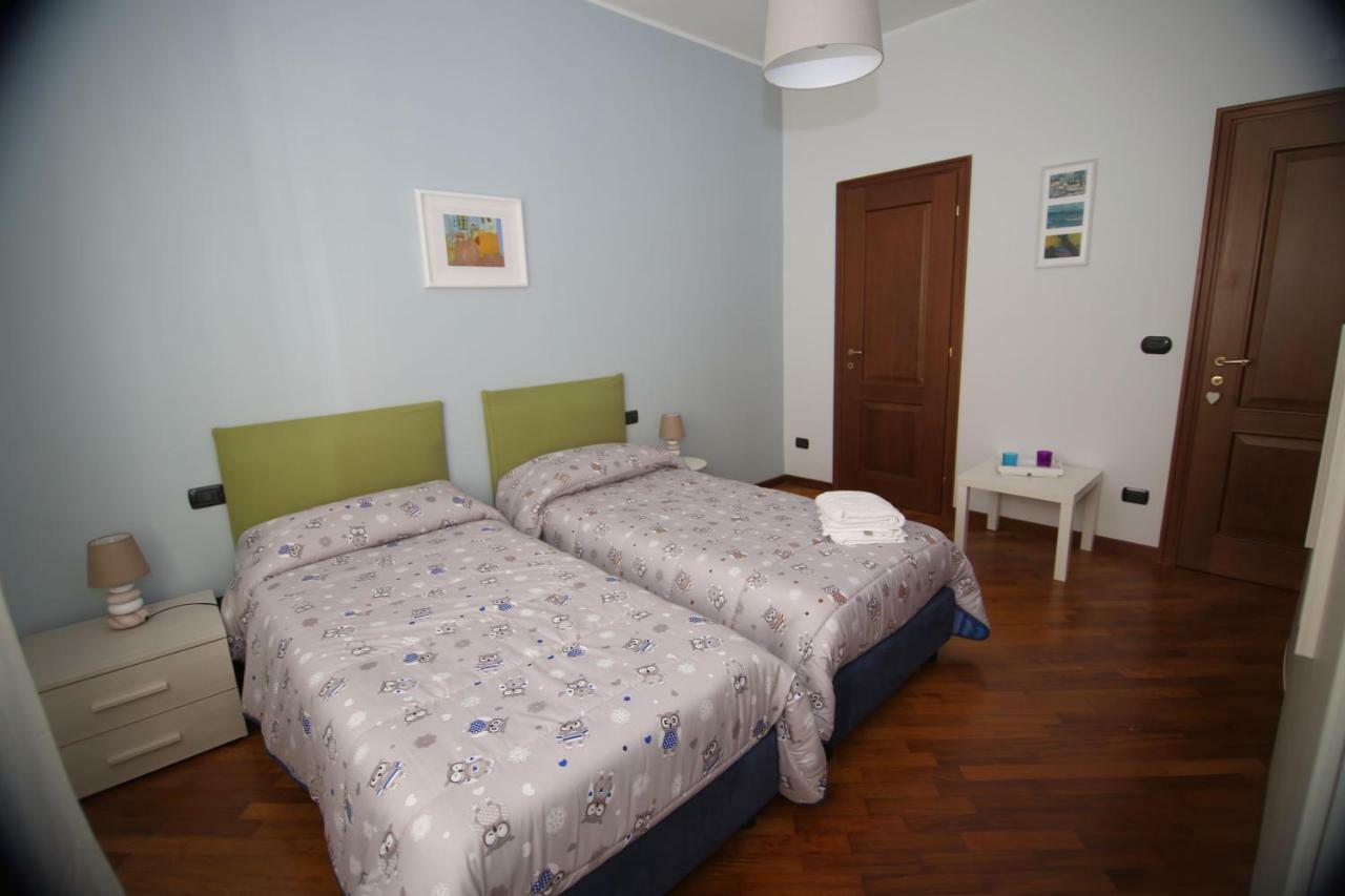 Bed and Breakfast Casa Vittoria Nápoles Exterior foto